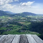 Burg Altpernstein ホテル