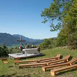 Burg Altpernstein ホテル *