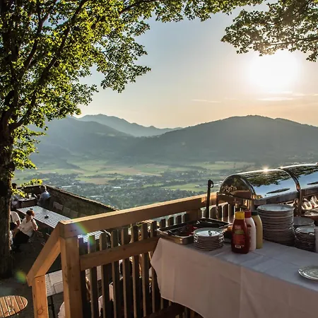 Hotel Burg Altpernstein