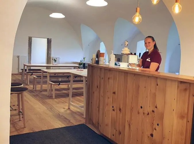 Hotel Burg Altpernstein