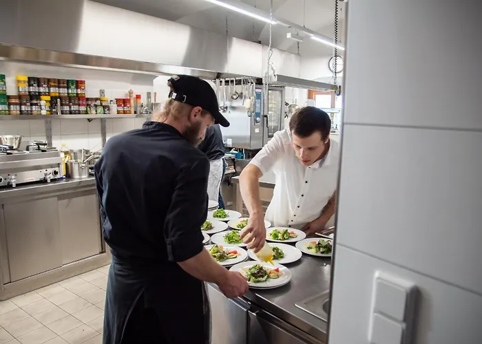 Hotel Burg Altpernstein *