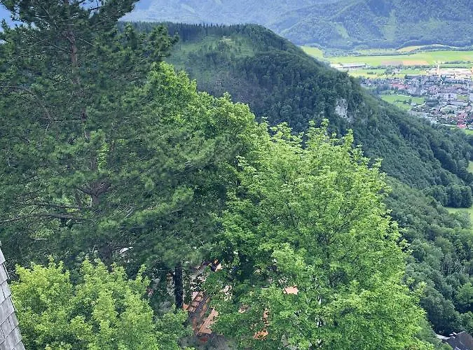 Burg Altpernstein Ξενοδοχείο