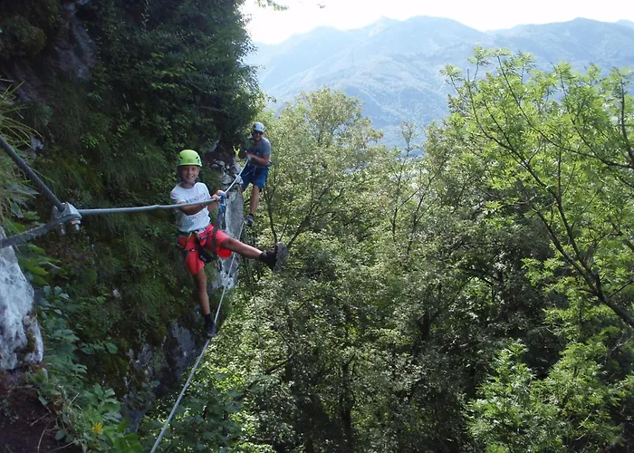 Burg Altpernstein فندق *